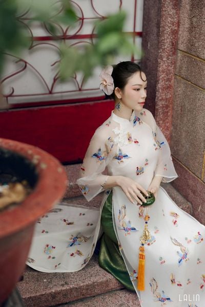  Áo Dài Tơ Tằm Khiết Chi 