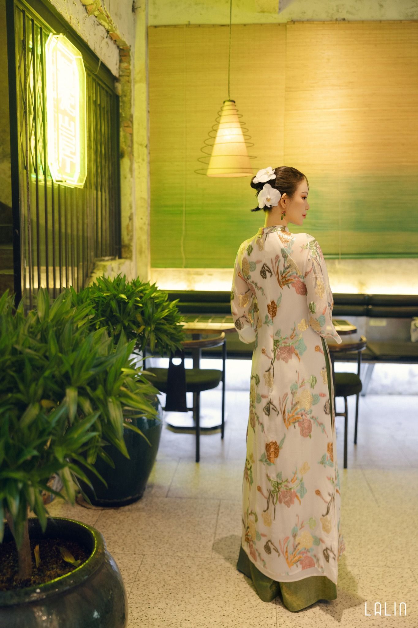 Áo Dài Tơ Tằm Nhã Chi