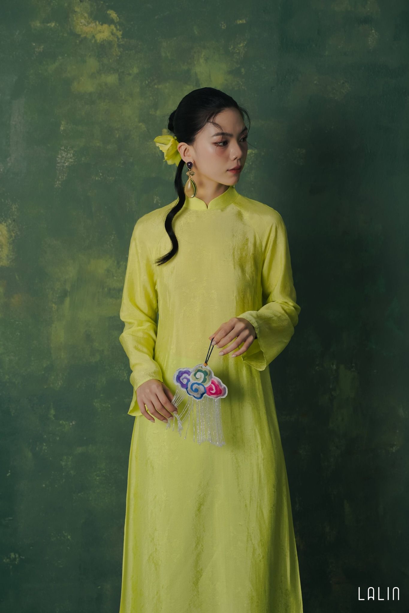 Áo Dài Tơ Tằm Huỳnh Cúc