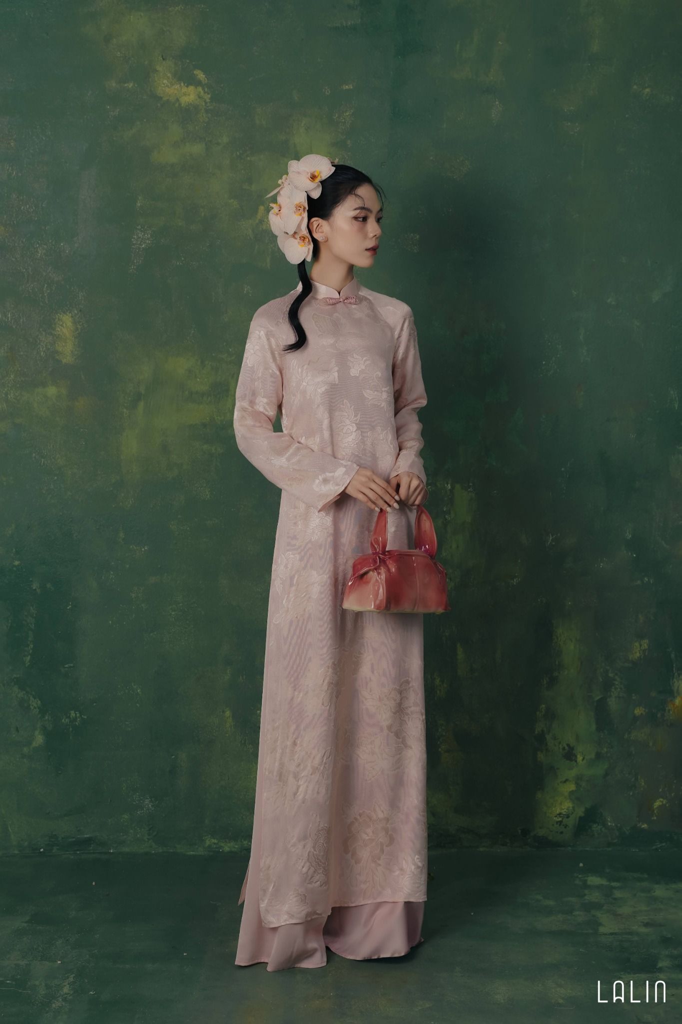 Áo Dài Tơ Tằm Phấn Kim