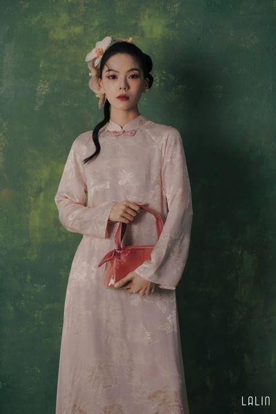  Áo Dài Tơ Tằm Phấn Kim 
