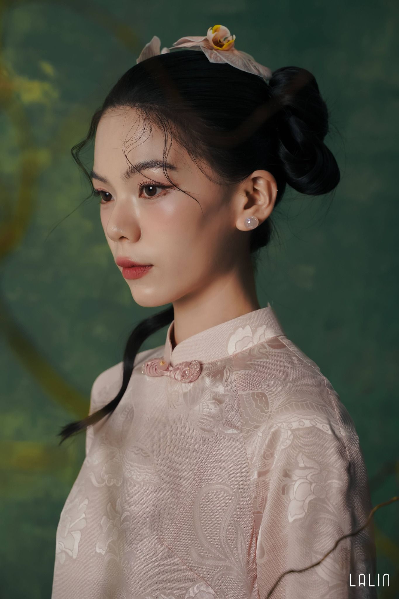 Áo Dài Tơ Tằm Phấn Kim