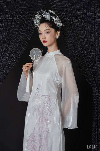  Áo Dài Đính Kết Ngự Loan 