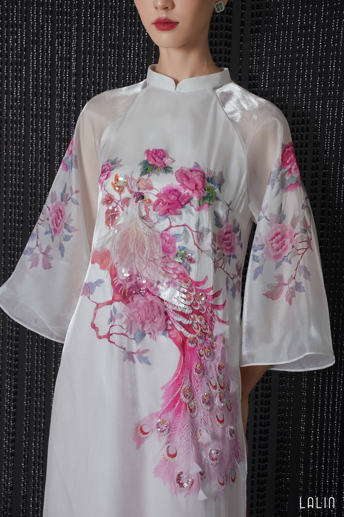 Áo Dài Đính Hồng Loan