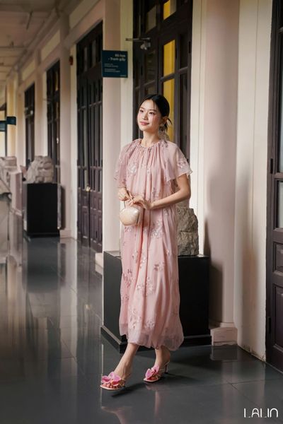  Đầm Tơ Thêu Hiên Quỳnh 