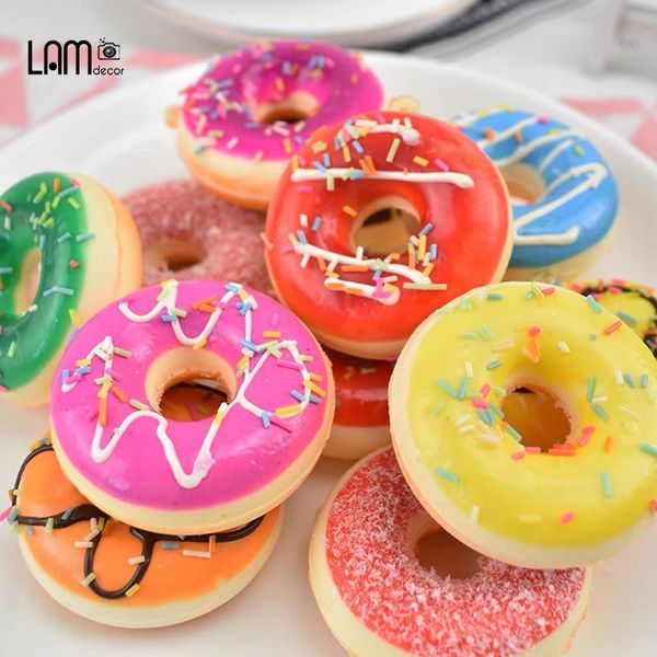  Mô Hình Bánh Donut Giả 