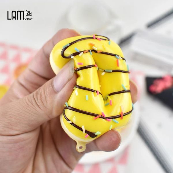  Mô Hình Bánh Donut Giả 