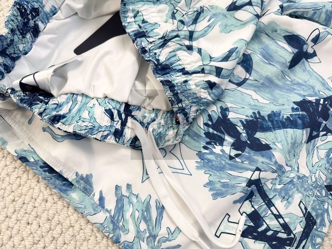  Quần Shorts LV Printed Nylon Swim (White) [Mirror Quality] 