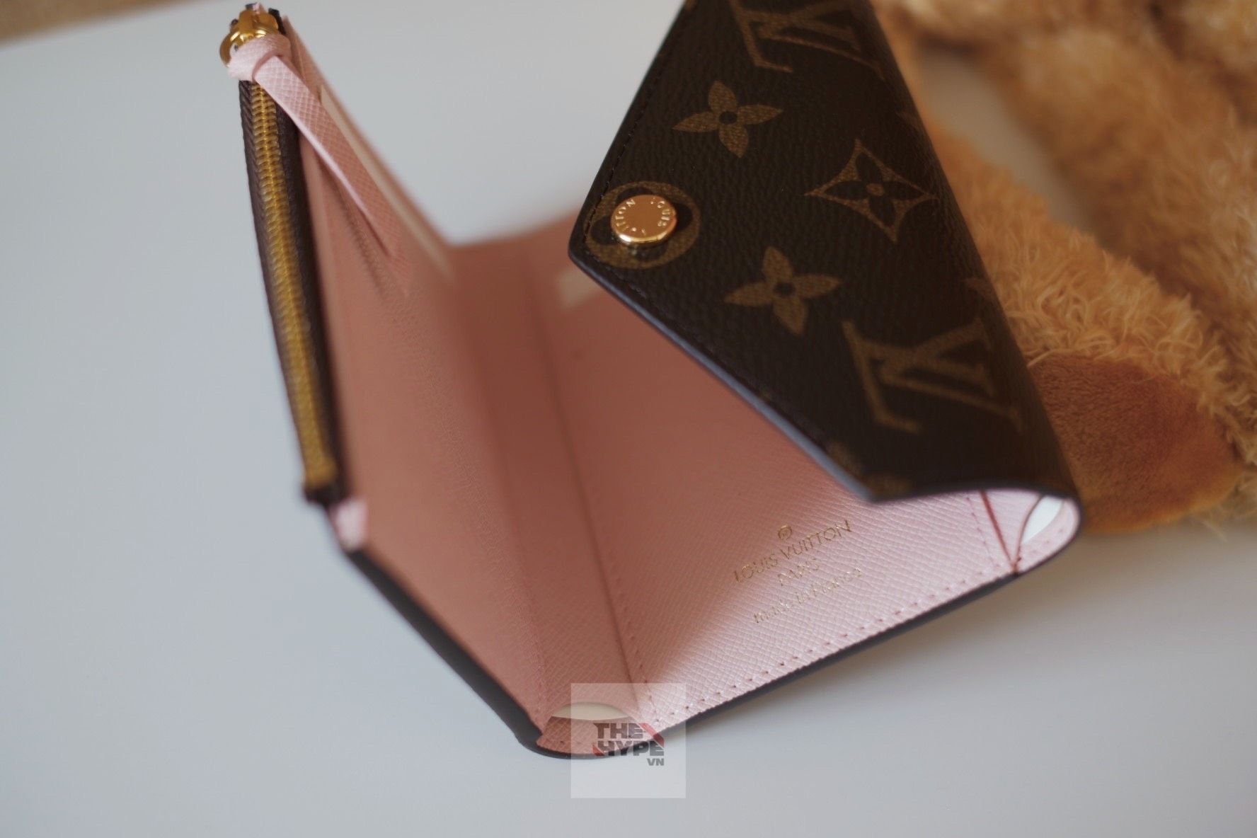  LOUIS VUITTON WALLET - Ví LV Victorine Monogram (Rose) [Mirror Quality] 