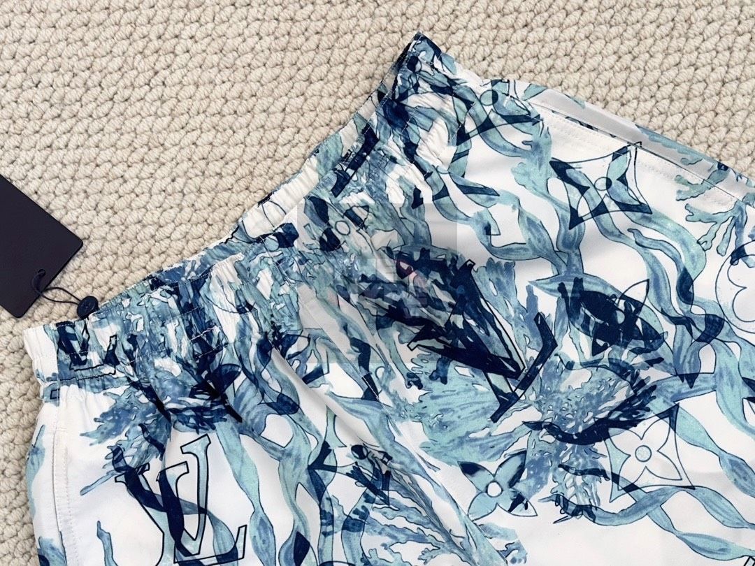  Quần Shorts LV Printed Nylon Swim (White) [Mirror Quality] 
