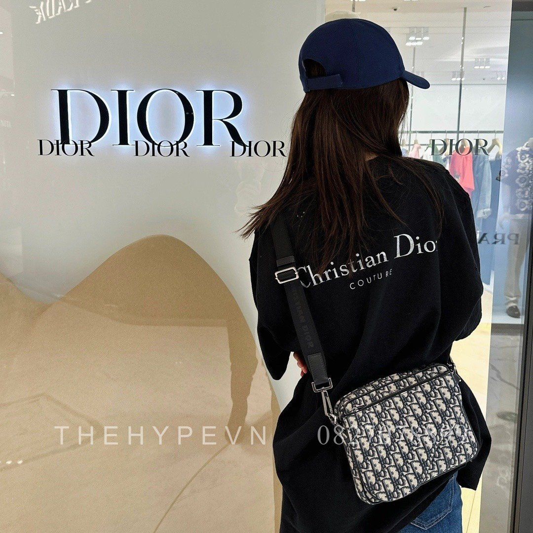  Áo Thun Dior Relaxed Couture Logo Back (Black) [Mirror Quality] 