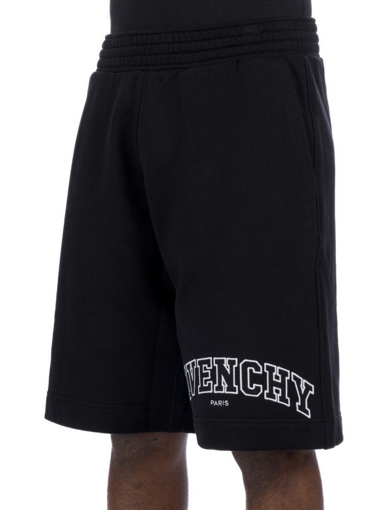  GIVENCHY SHORTS - Quần Ngắn GVC Boxy Embroidered Logo (Black) [Mirror Quality] 