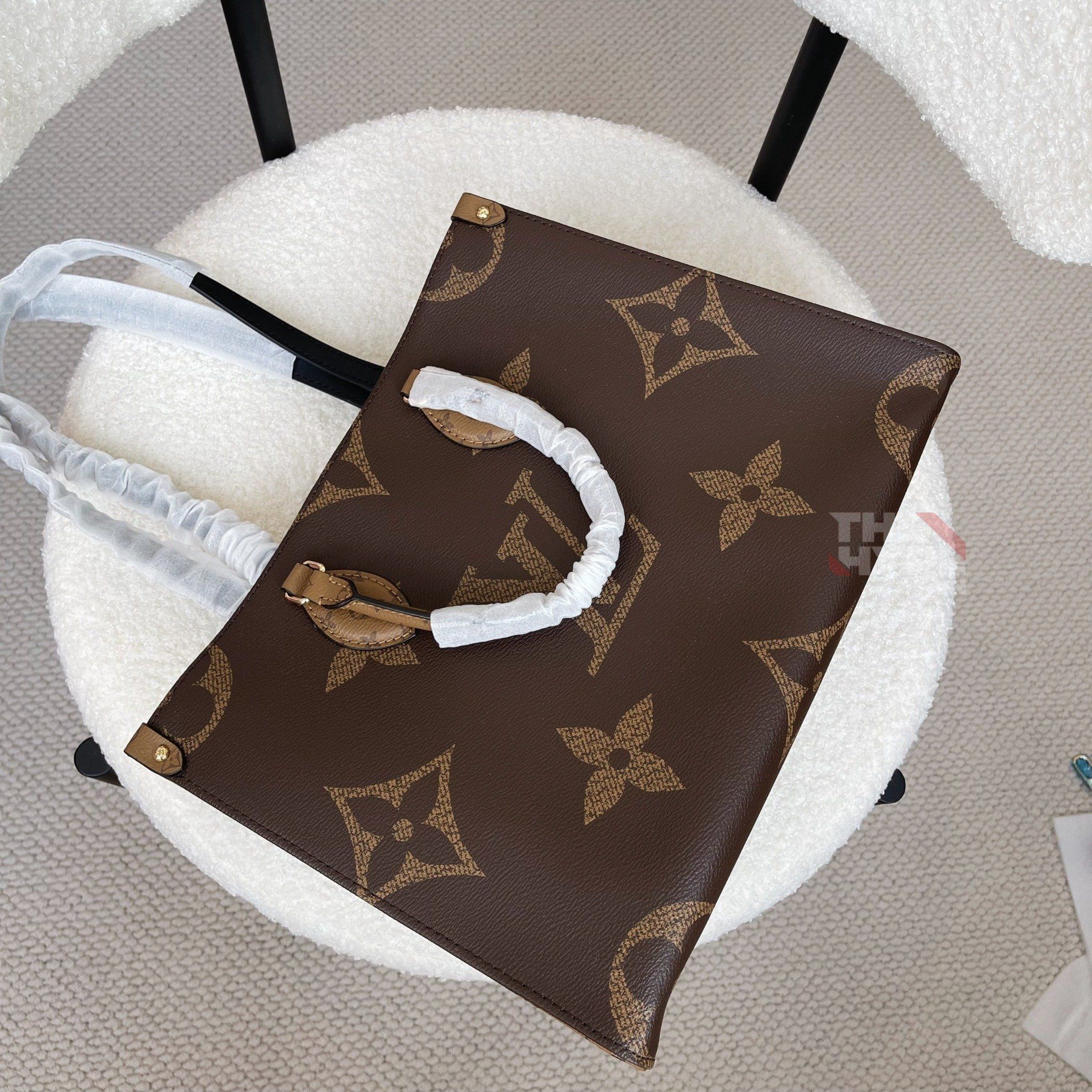  LOUIS VUITTON BAG - Túi Ví LV On The Go size MM [Mirror Quality] 