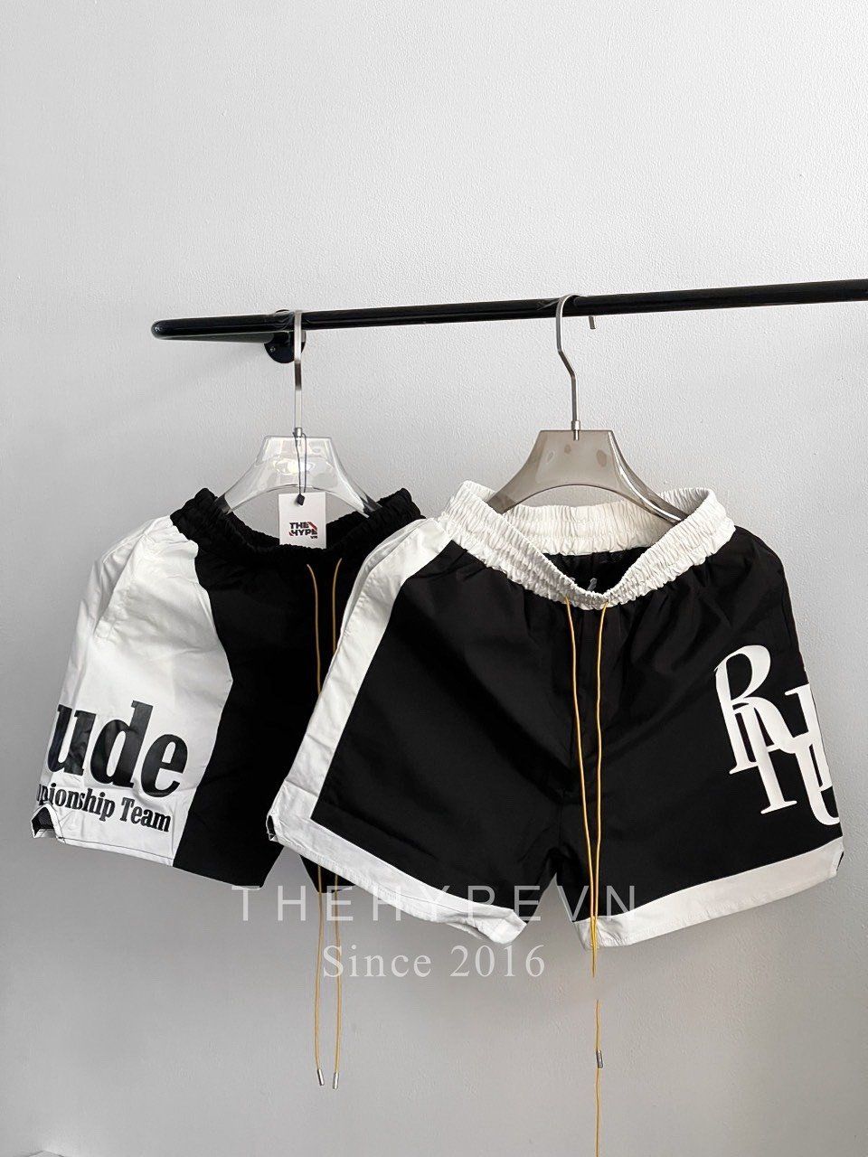  Quần Shorts Rhude Logo B-Side (Black) [Mirror Quality] 