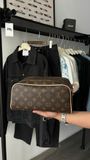 TÚI LOUIS VUITTON LV DOPP KIT POUCH MONOGRAM (BROWN) 