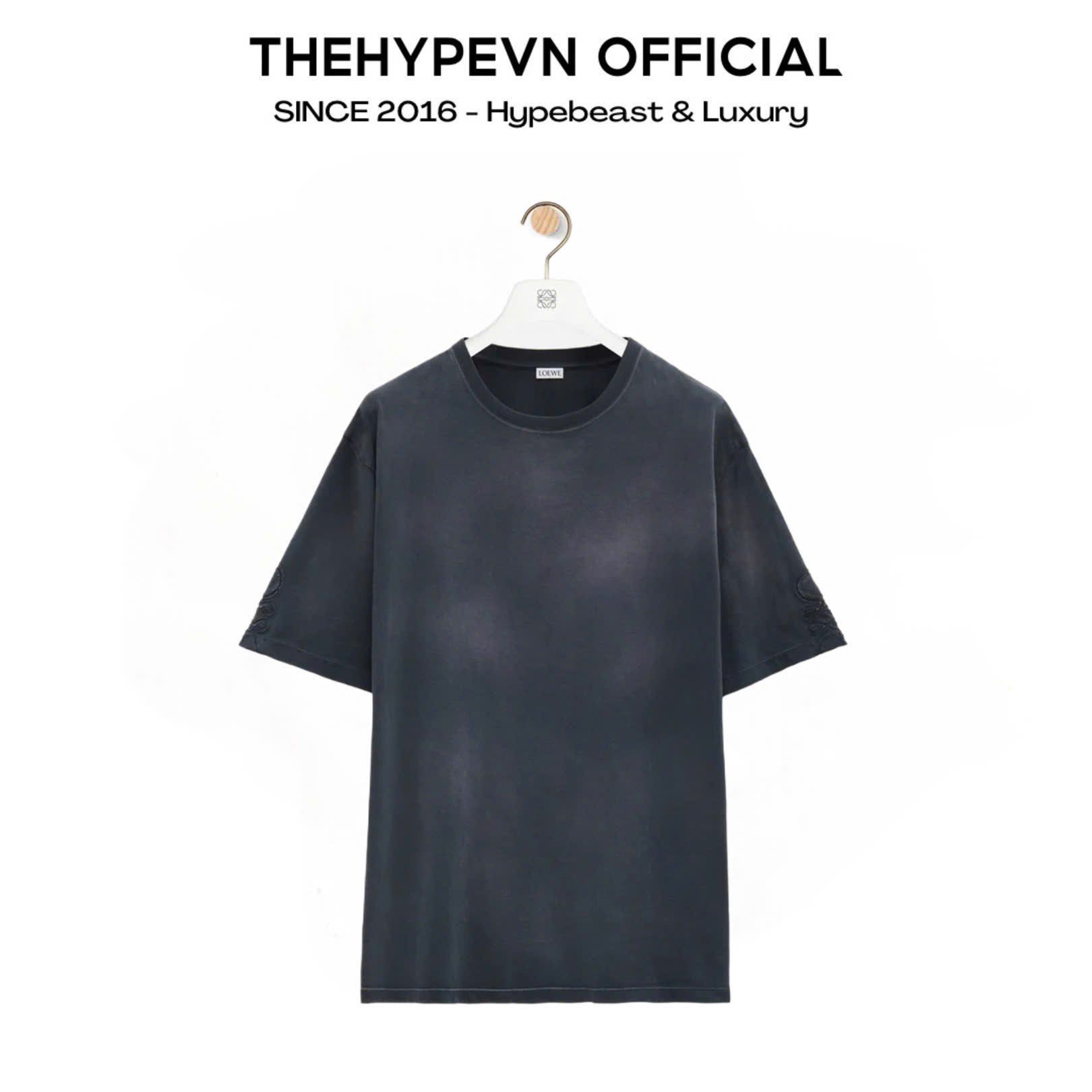  ÁO THUN LOEWE ANAGRAM SLEEVE CUT OUT (BLACK) 