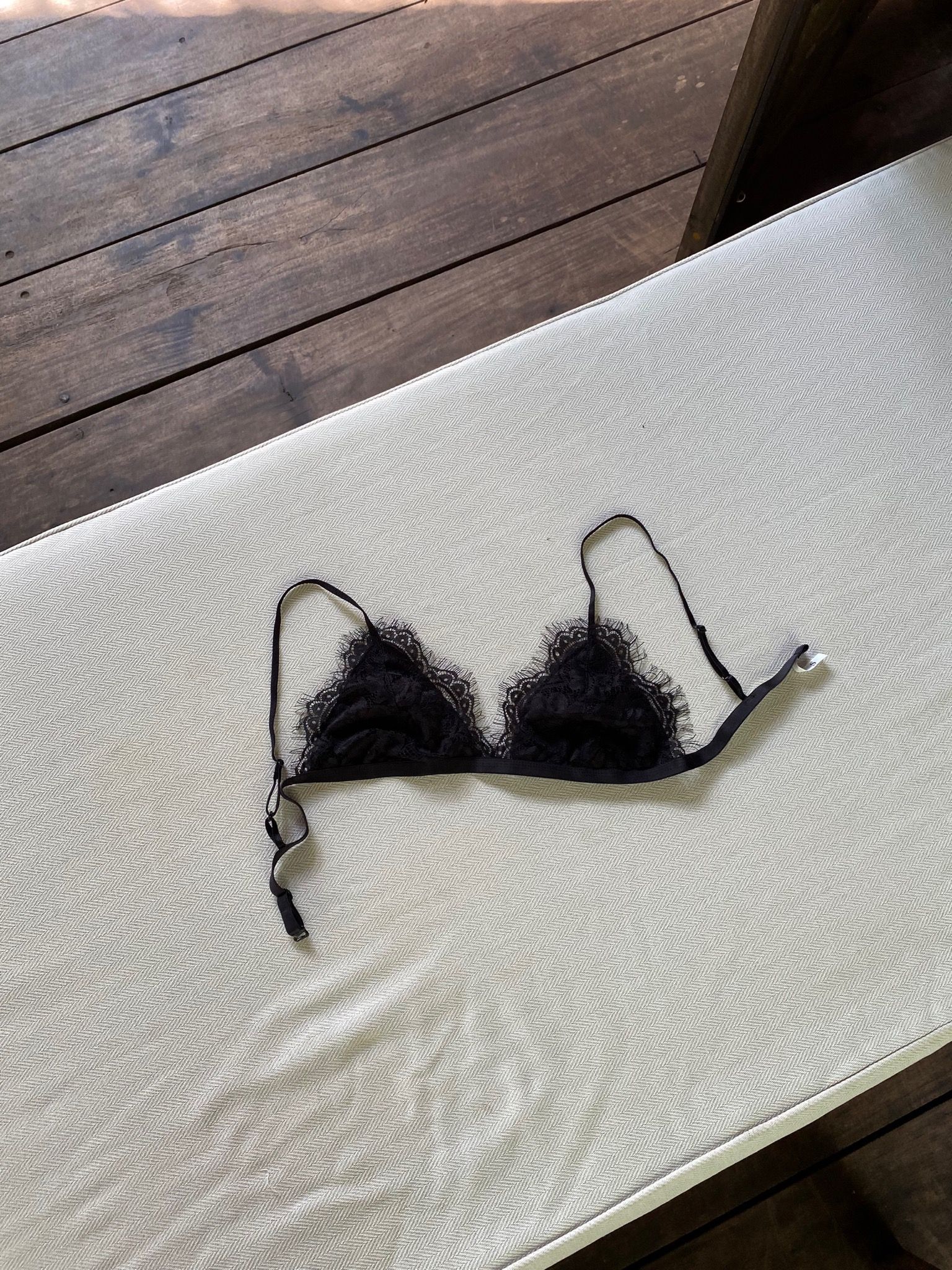  Jesse - Set Đồ Lót Petty Brawee Ren Đen 