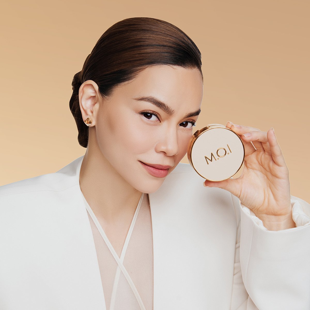  Phấn Nước M.O.I Premium Baby Skin Cushion 