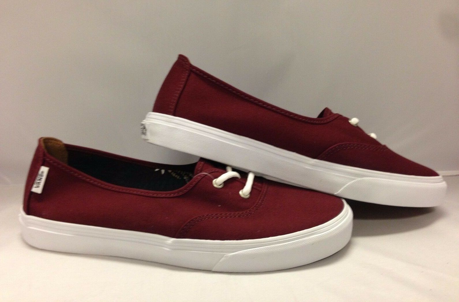  0A349J4QU - Port Royale 