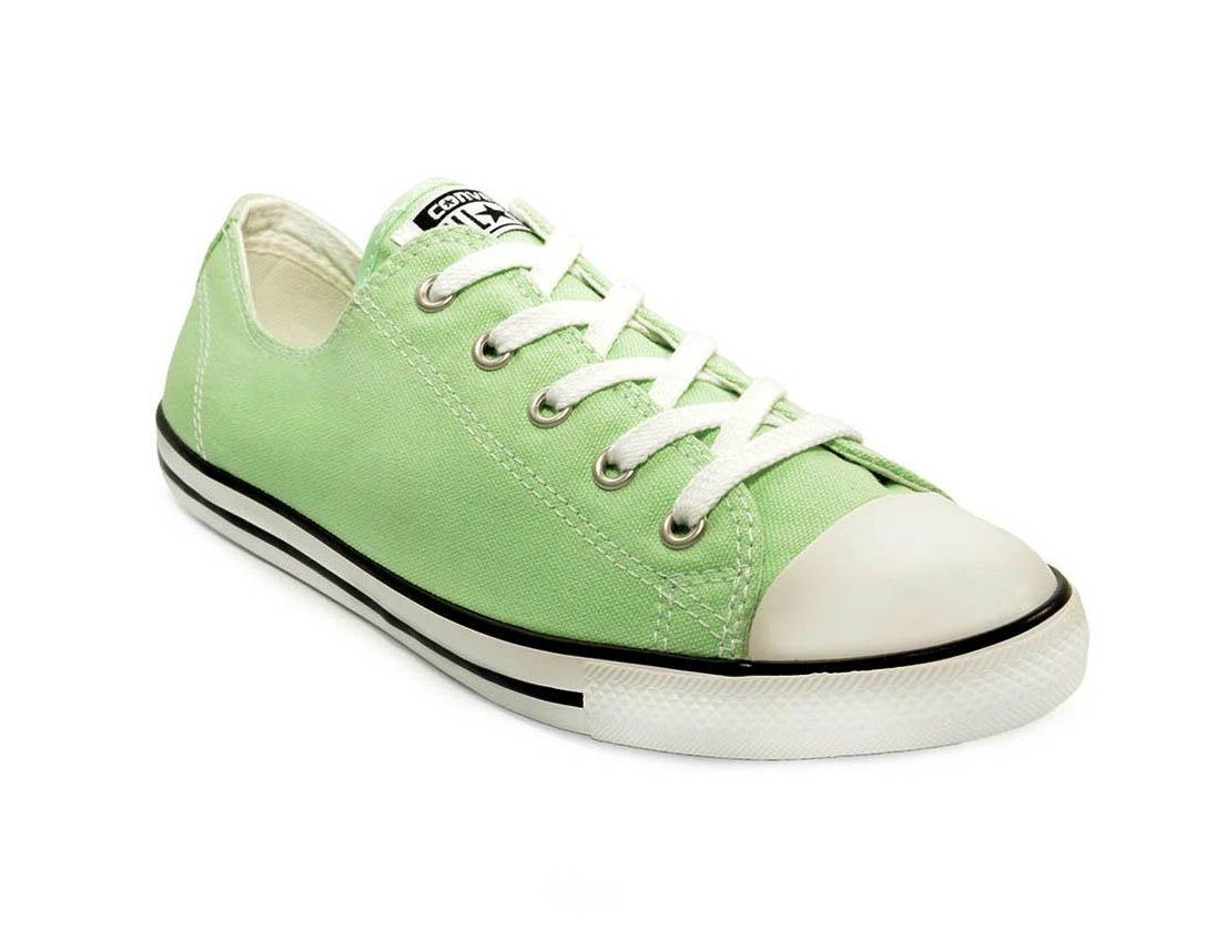  549612C - Chuck Taylor Dainty Canvas Ox in Mint Julep 