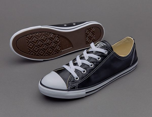  555905C - Chuck Taylor All Star Dainty Seasonal Metallics 