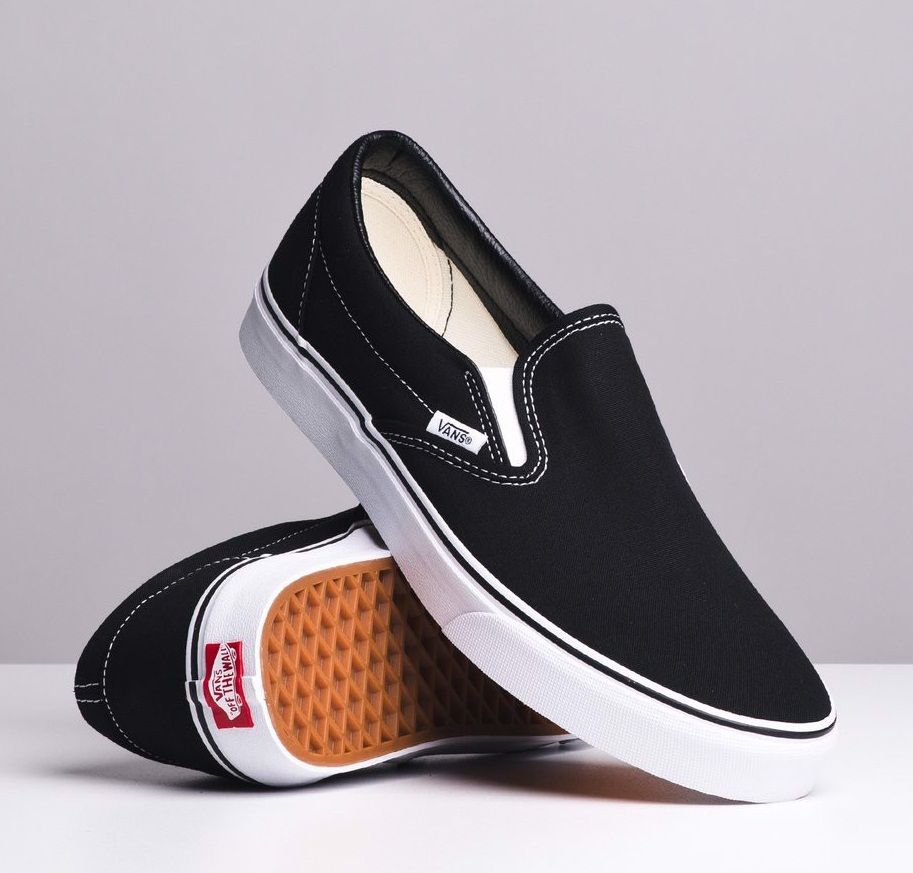  000EYEBLK - Vans Classic Slip-On Black White 