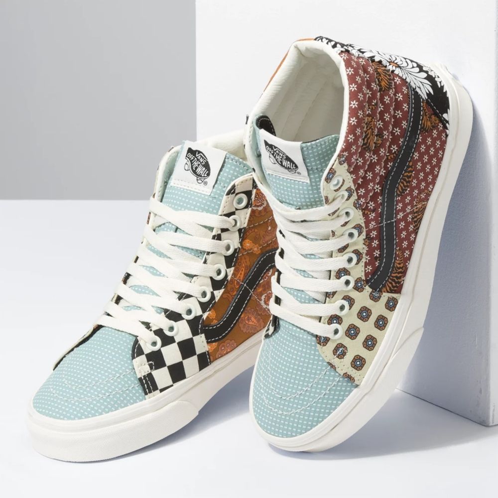  0A4BV61IO - SK8-Hi Tiger Patchwork 