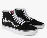  0A2XSBOHL - Vans X Peanuts Sk8-Hi Reissue in Snoopy Bones/Black 