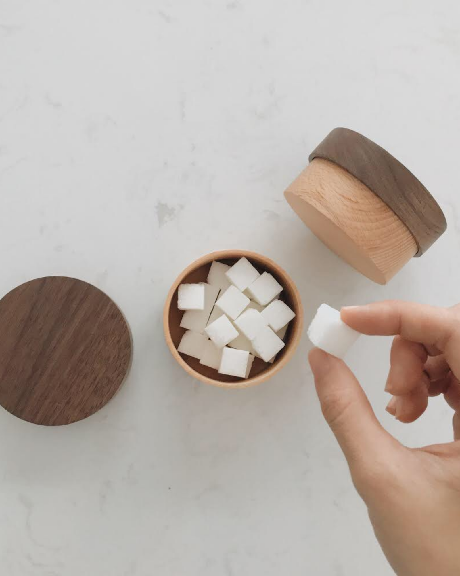  Wooden Box/Hũ tròn 