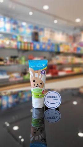 Kem đánh răng có Fluoride Brush - Baby - Hương bạc hà táo 0-3 tuổi (50ml)