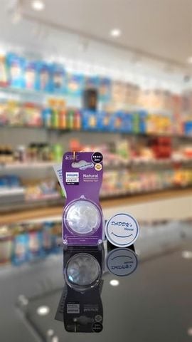 Núm ty mô phỏng tự nhiên Philps Avent cho bé từ 3 tháng (set 2 cái)