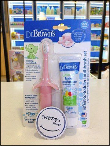 Set bàn chải kem đánh răng Dr Brown's vị Táo (Hồng)