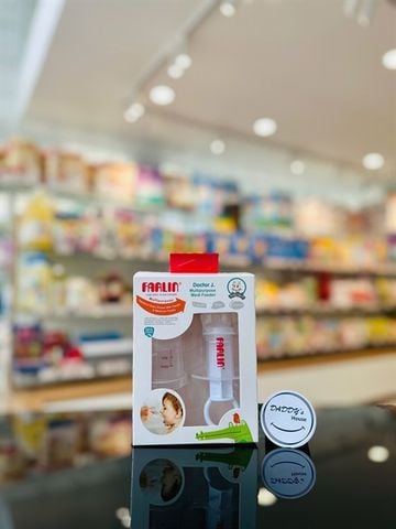 Dụng cụ cho bé uống thuốc và uống sữa Farlin