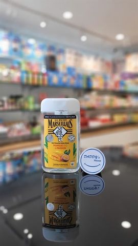 Gel tắm hữu cơ Le Petit Marseillais chiết xuất xoài & chanh dây (250ml)