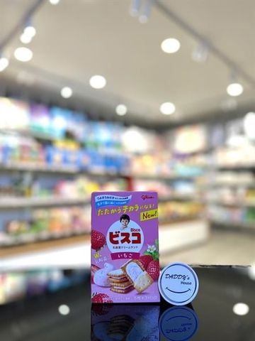 Bánh quy sữa với kem dâu và bột mì Glico Bisco (5x3)