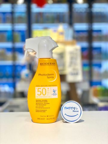 Xịt chống nắng Bioderma Photoderm Spray SPF50+ (300ml)