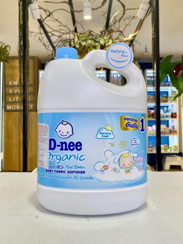 Nước xả mềm vải em bé Dnee Xanh (2800ml)