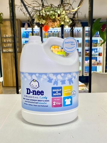Nước giặt quần áo em bé Dnee trắng (3000ml)
