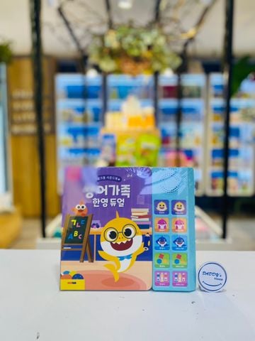 Sách âm thanh Pinkfong: Cuộc đấu tay đôi Hàn-Anh BabyShark