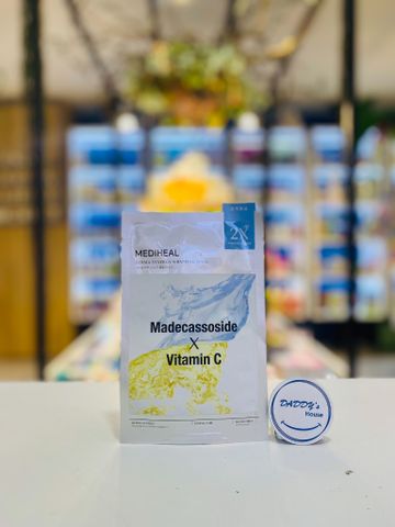 Mặt nạ cải thiện tông màu da với Madecassosidie & Vitamin C Mediheal Derma (1m)
