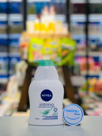 Dung dịch vệ sinh phụ nữ Nivea Intimo mild fresh - Đức (250ml)