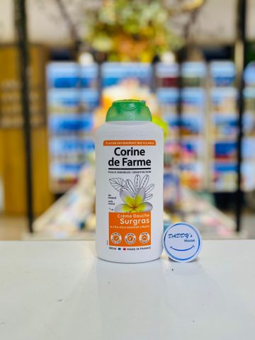 Kem tắm dưỡng ẩm với hương thơm của monoï Corine (500ml)