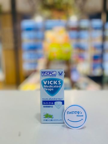 Kẹo ngậm Vicks ngừa đau họng, viêm, ho hương bạc hà đá - Nhật (20v)