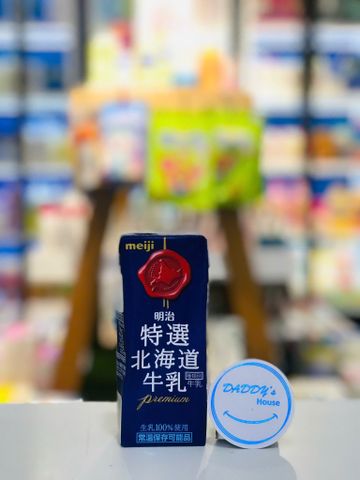 Sữa tươi nguyên kem Hokkaido Premium Meiji (200ml)