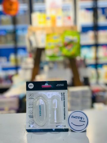 Rơ lưỡi Silicon Mother - K có hộp đựng cho bé (3 tháng)