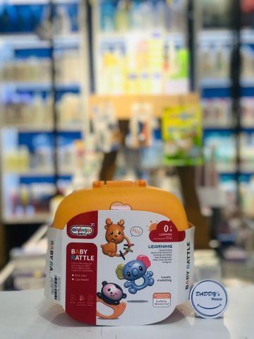 Hộp đồ chơi xúc xắc & gặm nướu Petico - Màu vàng (9 món)