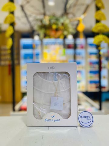 Set romper dài tay Nous trắng mix mũ tai thỏ (3-6th)