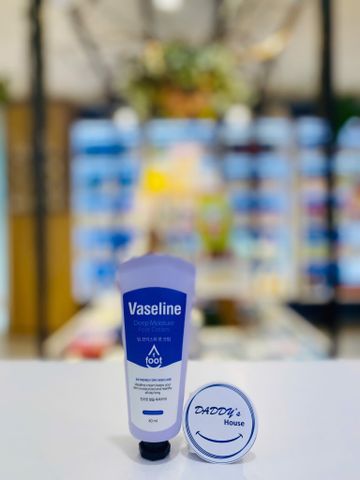 Kem dưỡng da chân Vaseline Deep Moisture Foot (60ml)