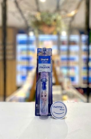 Bàn chải điện Oral - B Disney Frozen (3 tuổi)