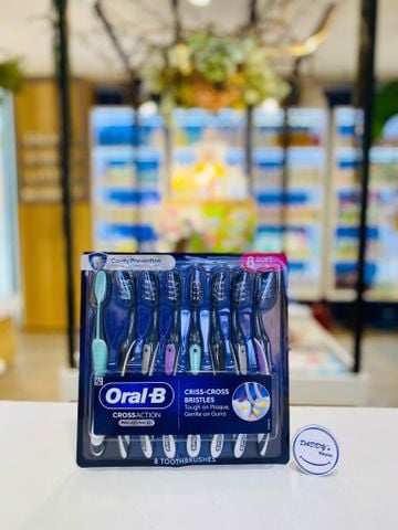 Set bàn chải đánh răng Oral-B Cross Action - Soft (8 cái)